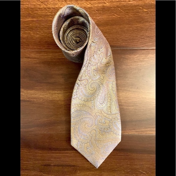 TASSO ELBA 100% Silk Silver Paisley on Yellow Background Hand Made Tie - Picture 1 of 9